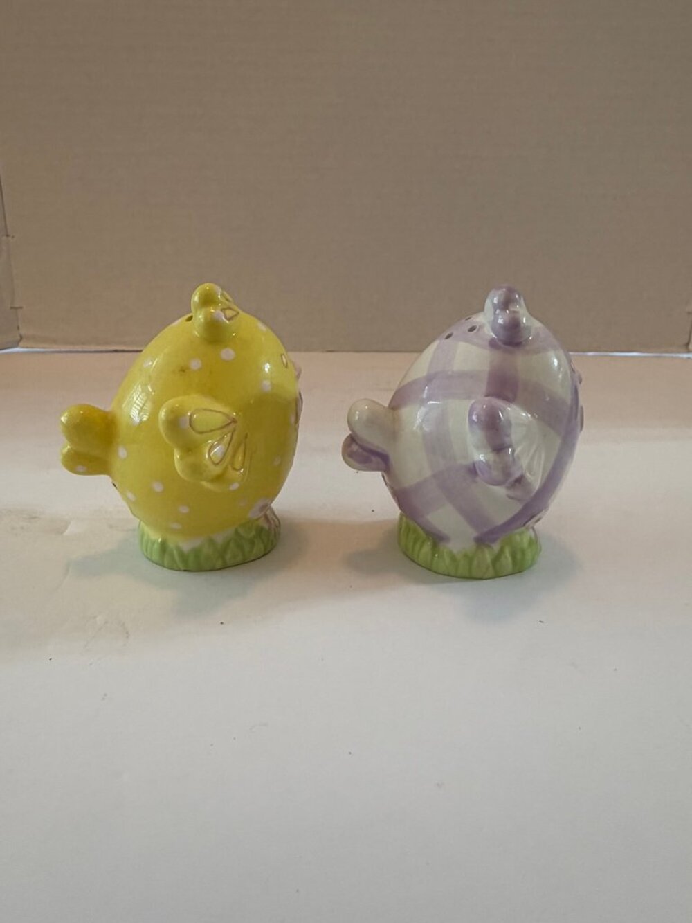 Kmart Easter Chick Salt & Pepper Shakers Yellow Polka Dot Purple Plaid Ceramic
